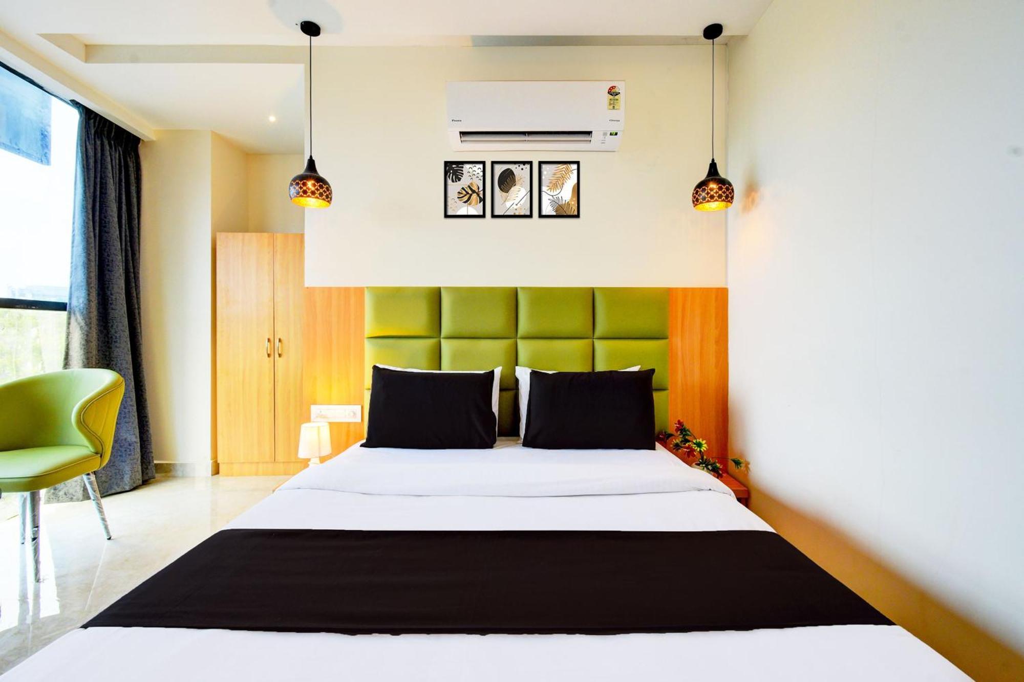 Hotel O Svs Suites Luxury Rooms Trimulgherry Exterior photo