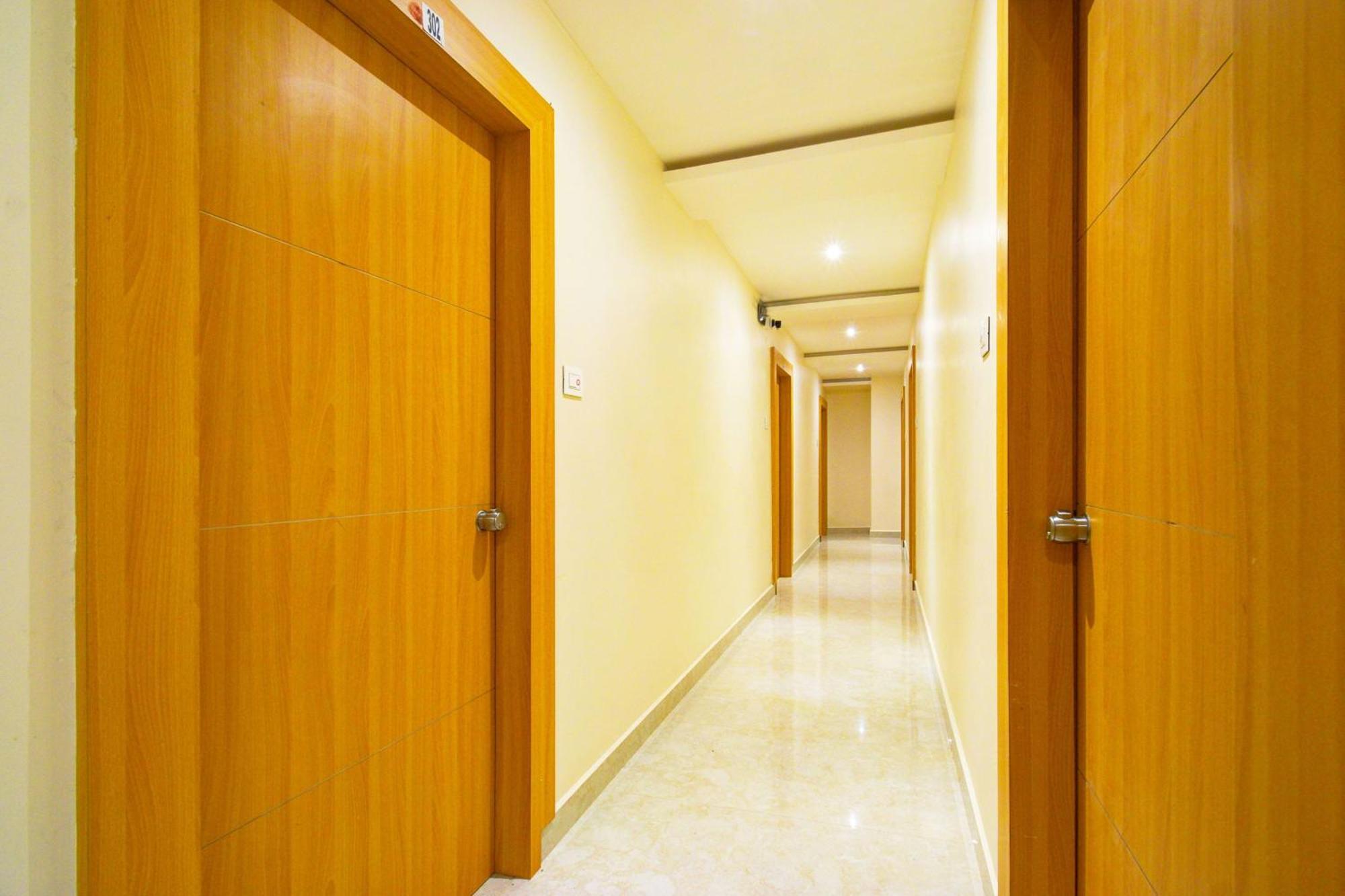 Hotel O Svs Suites Luxury Rooms Trimulgherry Exterior photo